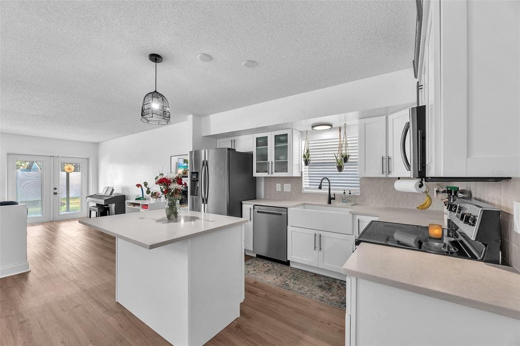 4706 HEATH AVENUE, TAMPA, FL 33624 photo 5