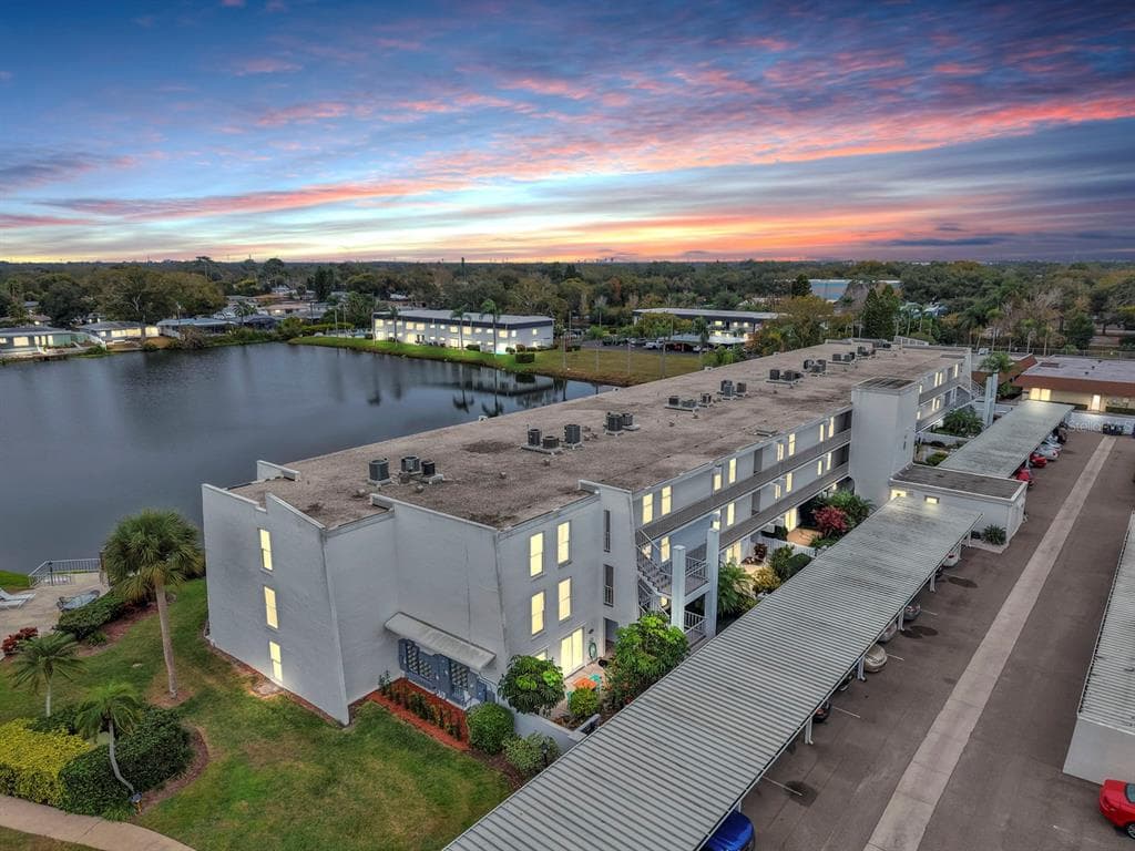 1655 HIGHLAND AVENUE Unit J194, CLEARWATER, FL 33756