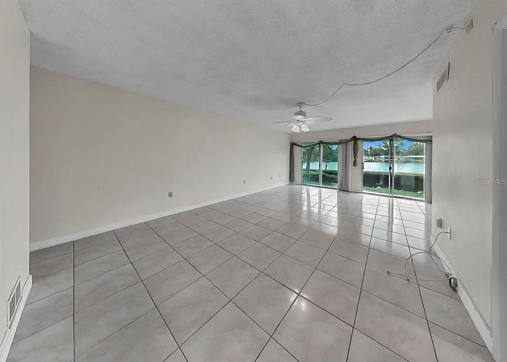 1655 HIGHLAND AVENUE Unit J194, CLEARWATER, FL 33756 photo 4