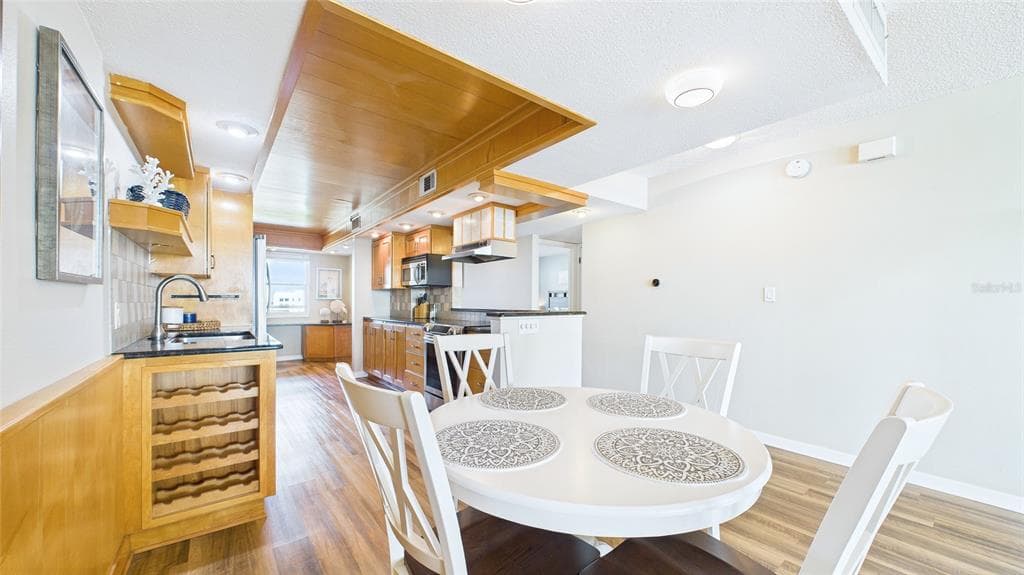 2539 GARY CIRCLE Unit 602, DUNEDIN, FL 34698 photo 5