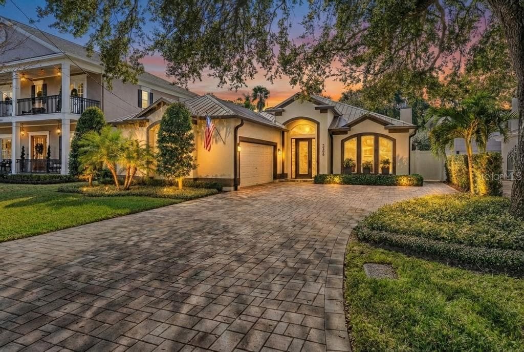 3308 KNIGHTS AVENUE, TAMPA, FL 33611 photo 2