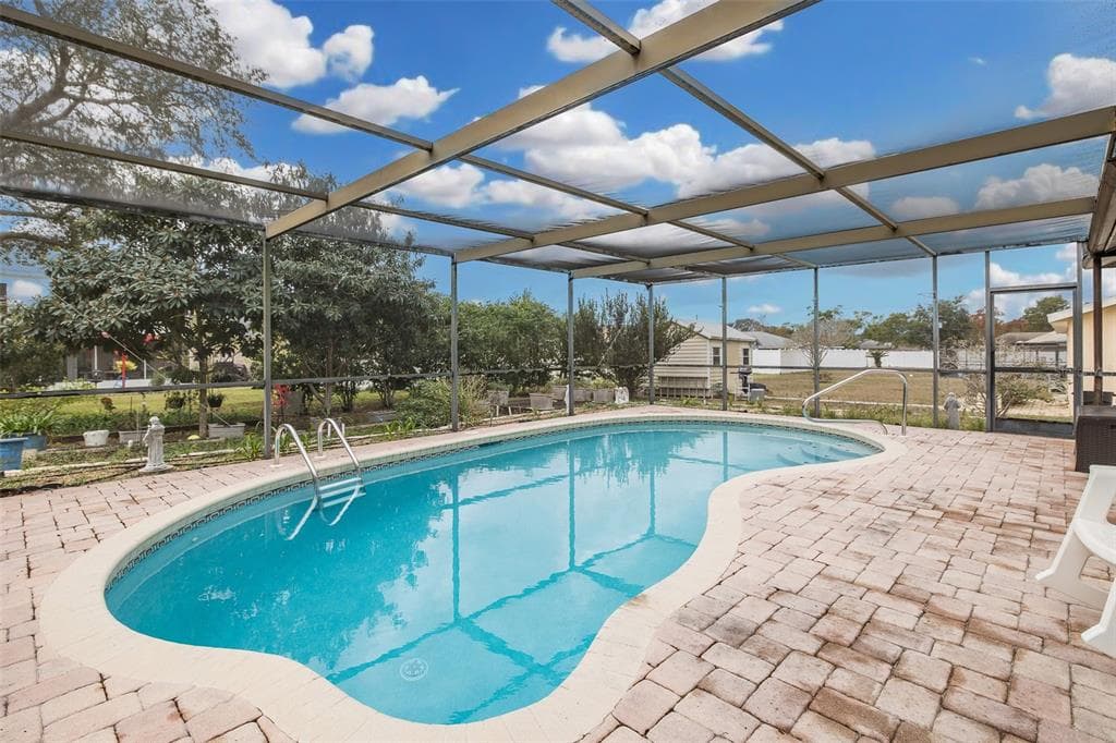 11196 REDGATE Street, SPRING HILL, FL 34609 photo 2