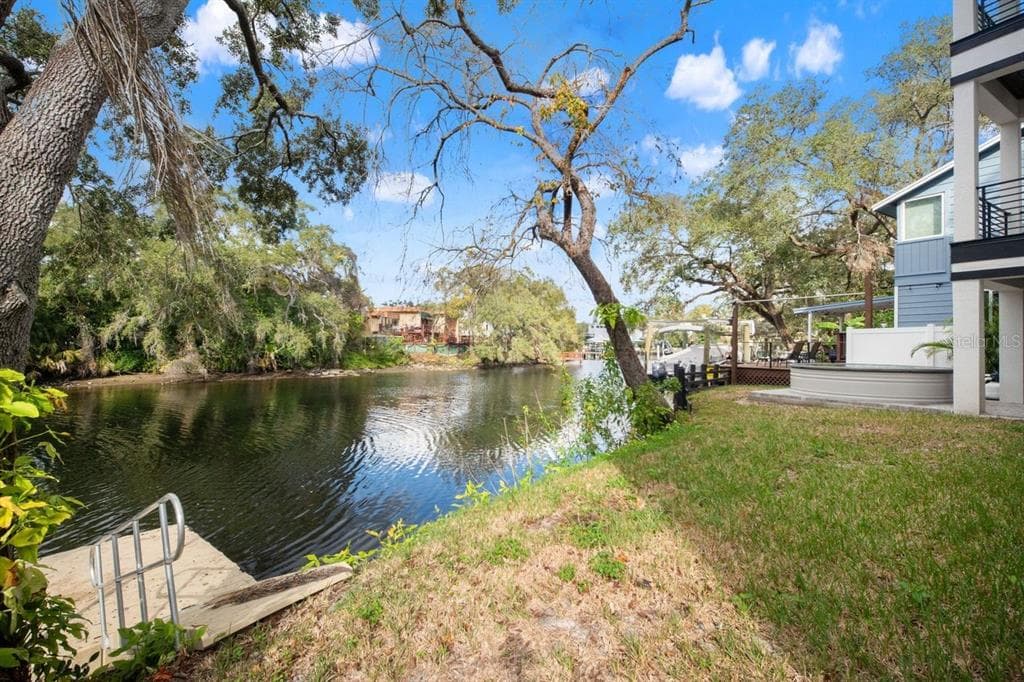 321 HANLON STREET, TAMPA, FL 33604 photo 2