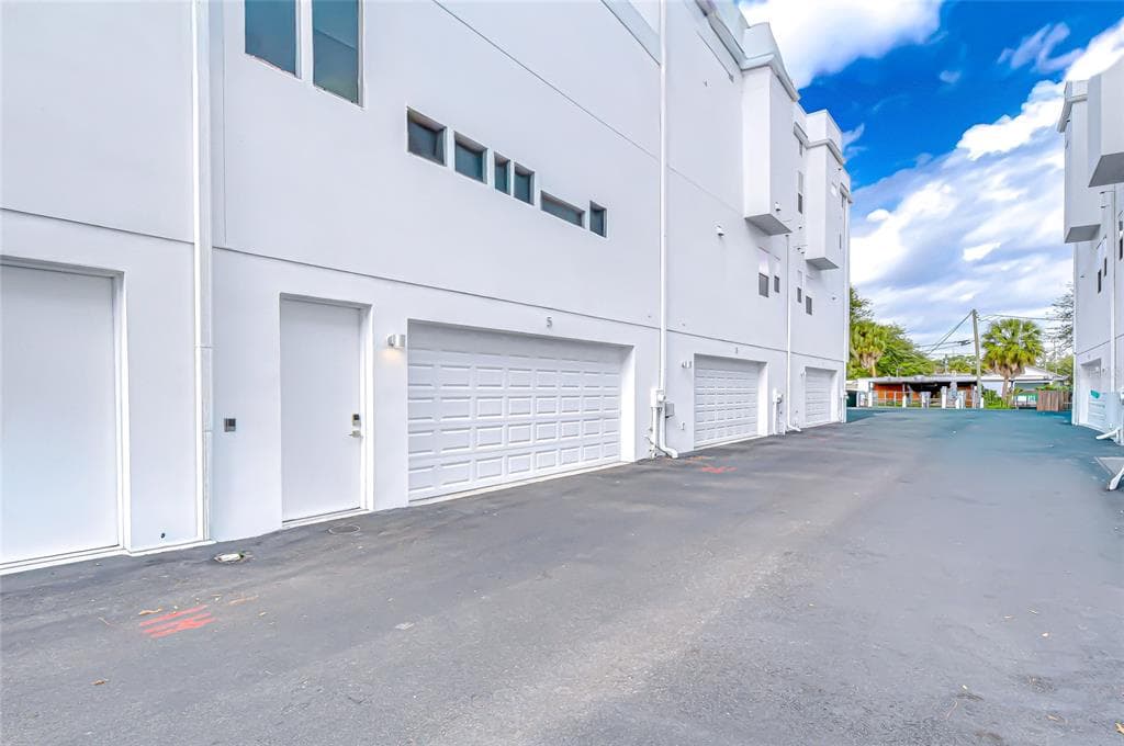 3100 PAUL AVENUE Unit 5, TAMPA, FL 33611 photo 2