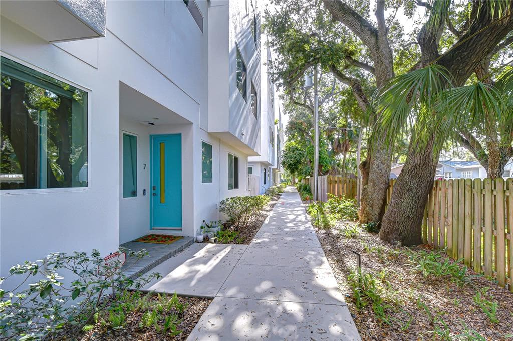 3100 PAUL AVENUE Unit 5, TAMPA, FL 33611 photo 3