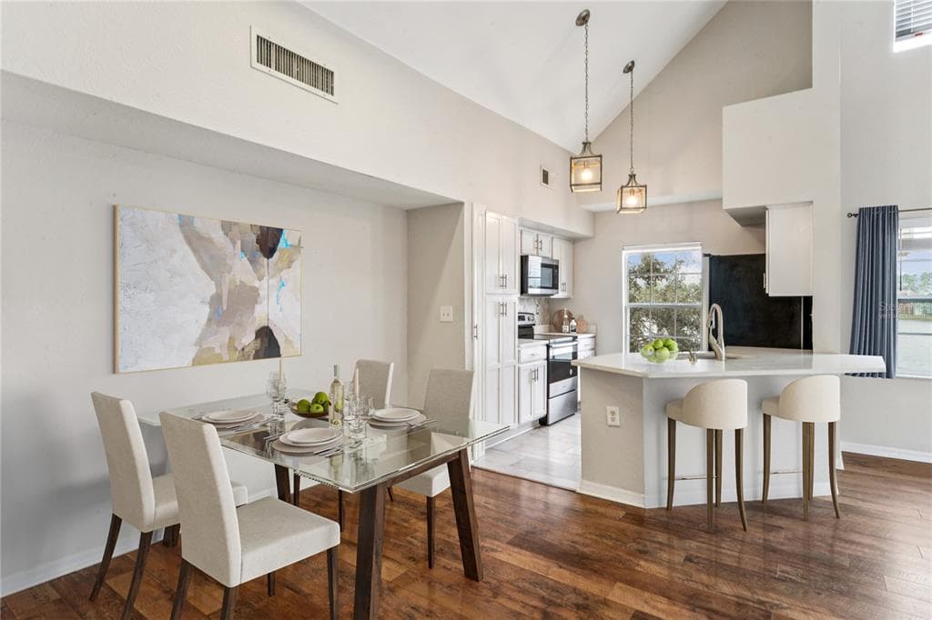 9730 LAKE CHASE ISLAND WAY Unit 9730, TAMPA, FL 33626 photo 5