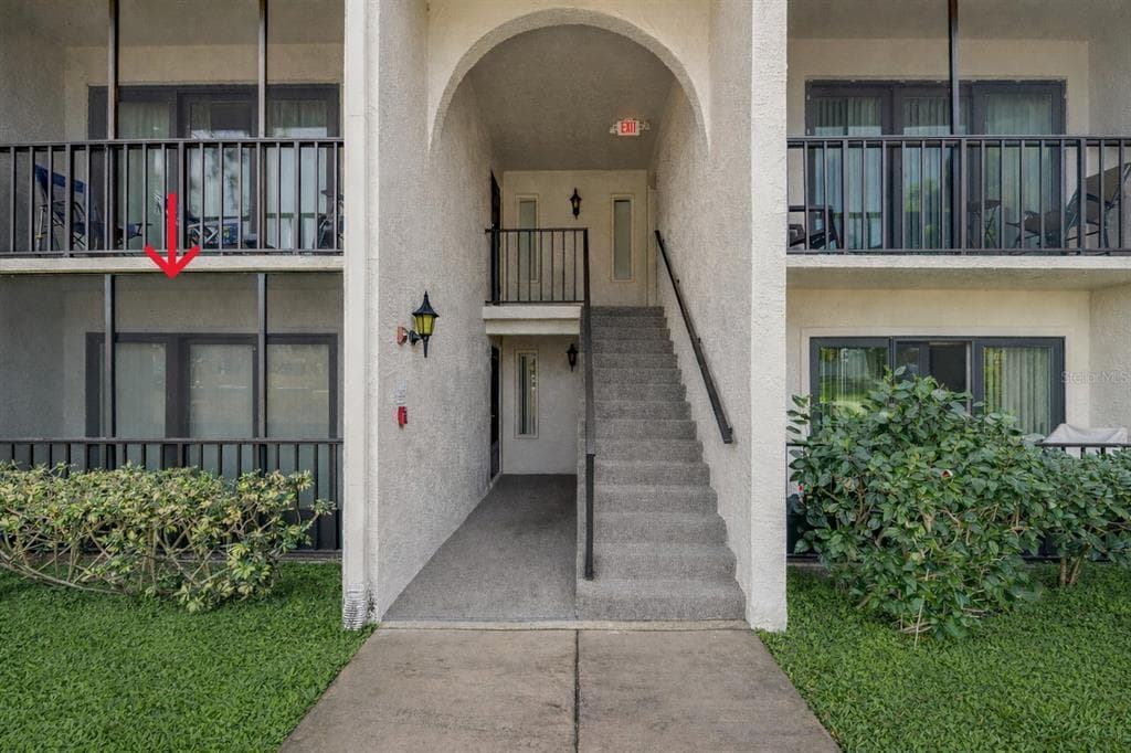 1882 PINE RIDGE WAY Unit E1, PALM HARBOR, FL 34684 photo 2