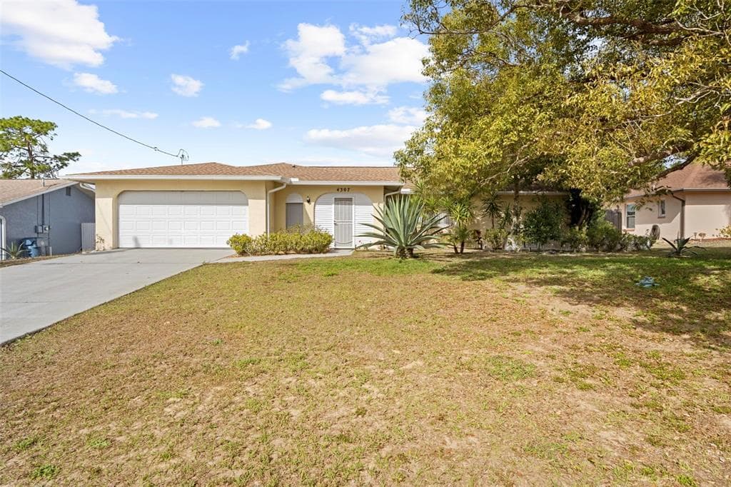 4307 GOLDCOAST AVENUE, SPRING HILL, FL 34609 photo 2