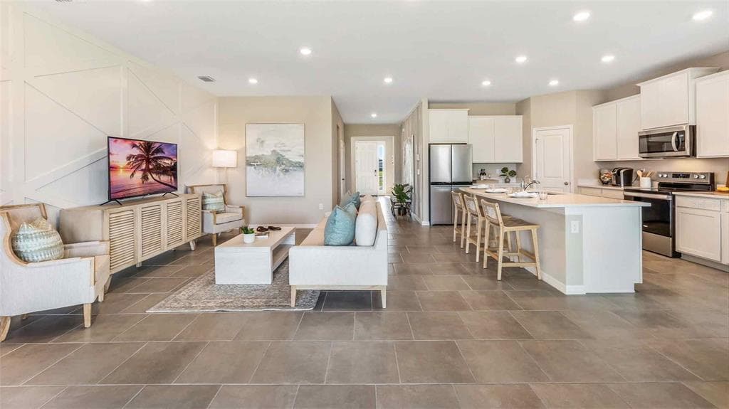 3909 SUNNY SPRING STREET, PLANT CITY, FL 33565 photo 2