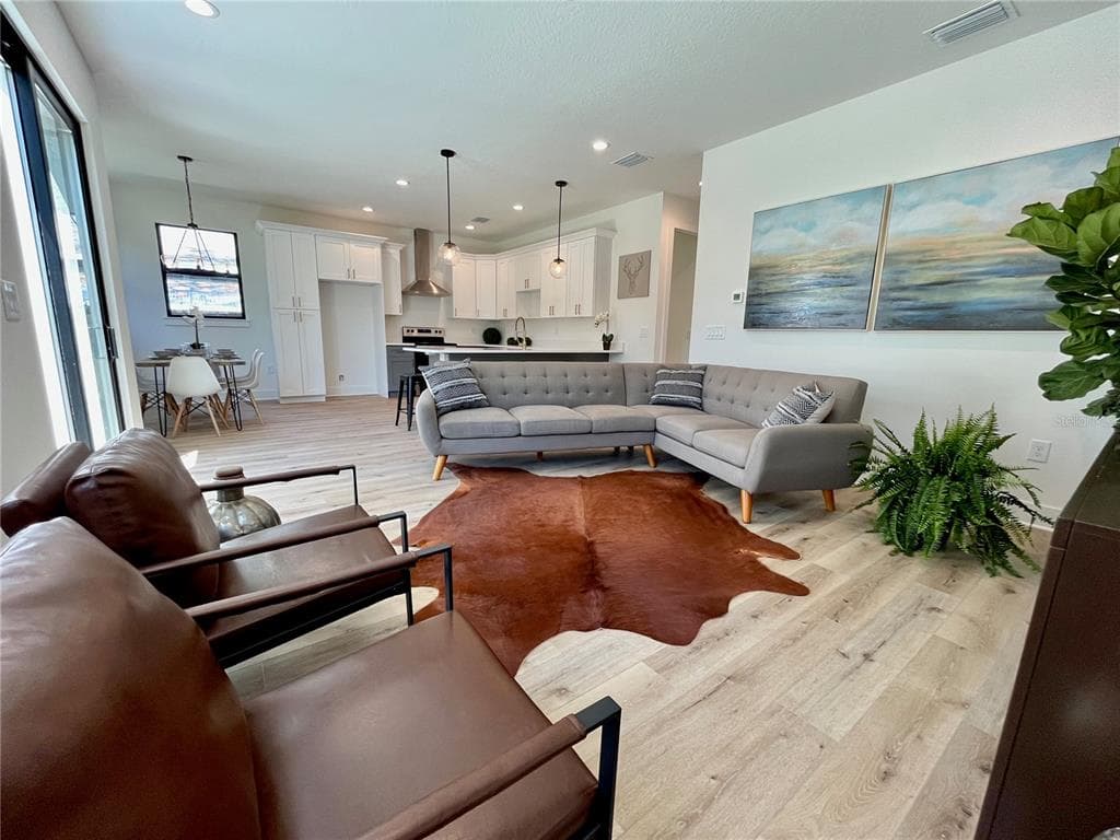 1308 CARACAS Street, TAMPA, FL 33603 photo 3