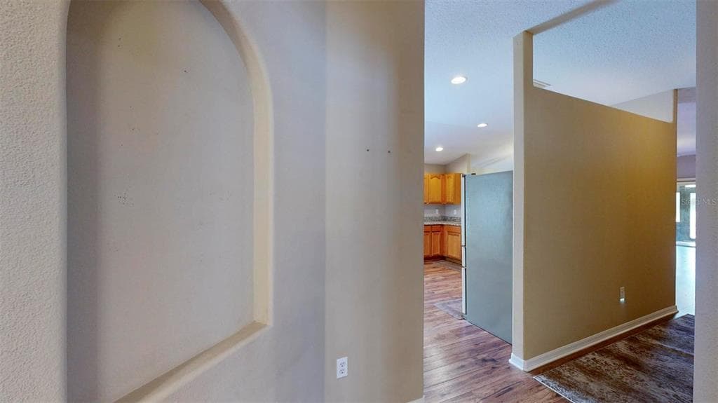 6109 GENTLE BEN CIRCLE, WESLEY CHAPEL, FL 33544 photo 3