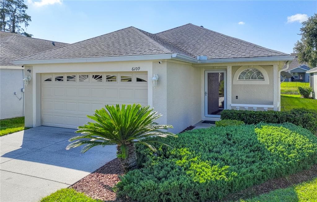 6109 GENTLE BEN CIRCLE, WESLEY CHAPEL, FL 33544