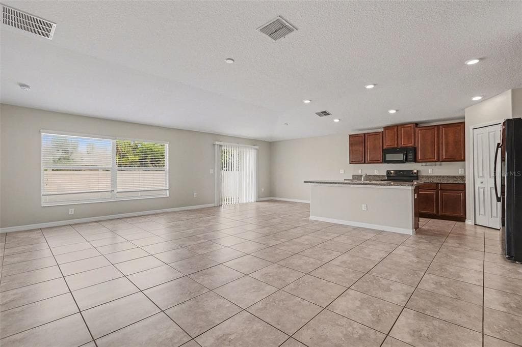 327 CASCADE BEND DRIVE, RUSKIN, FL, 33570 photo 4