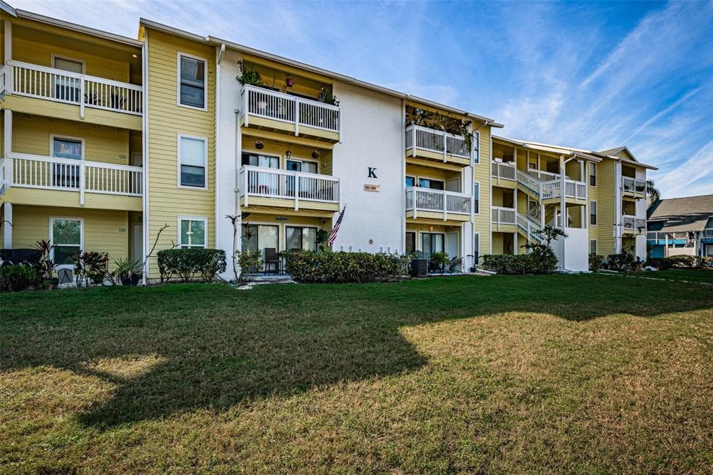 455 PALM HARBOR Boulevard Unit 164, PALM HARBOR, FL 34683 photo 2