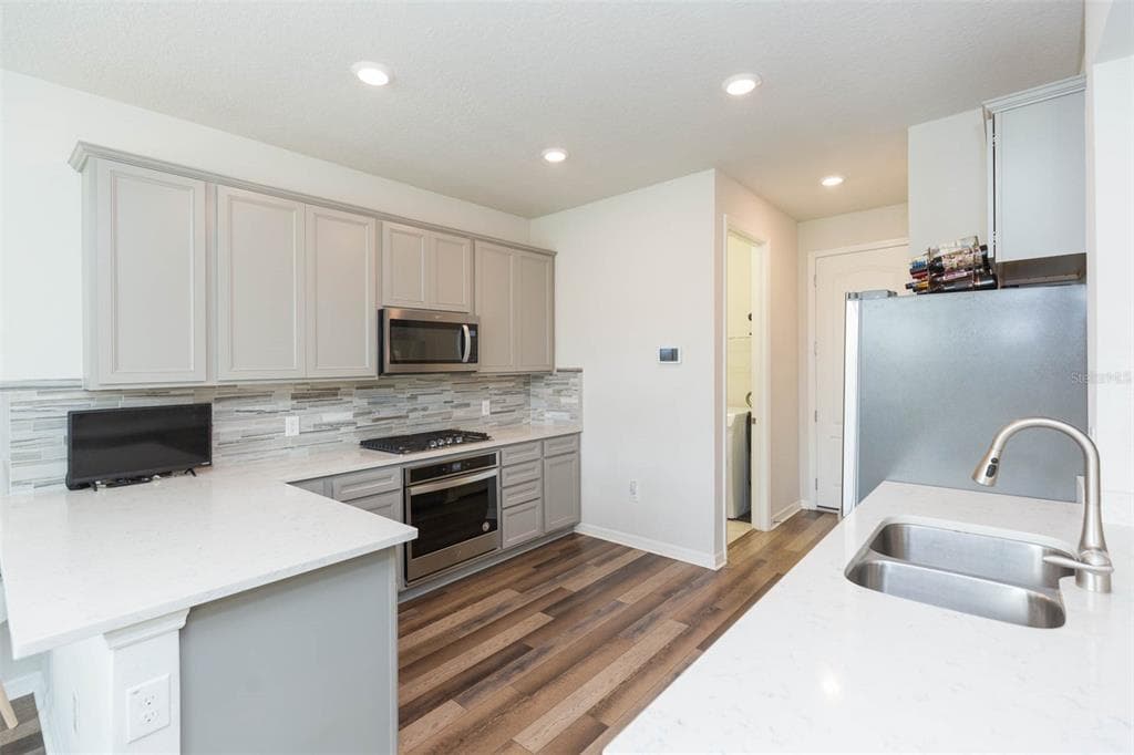 18122 FRAME BEND, LAND O LAKES, FL 34638 photo 4