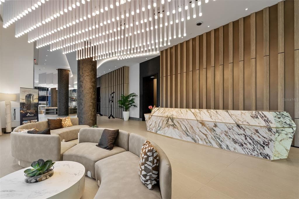 275 1ST AVENUE, Unit# 3205, ST PETERSBURG, FL, 33701 photo 2