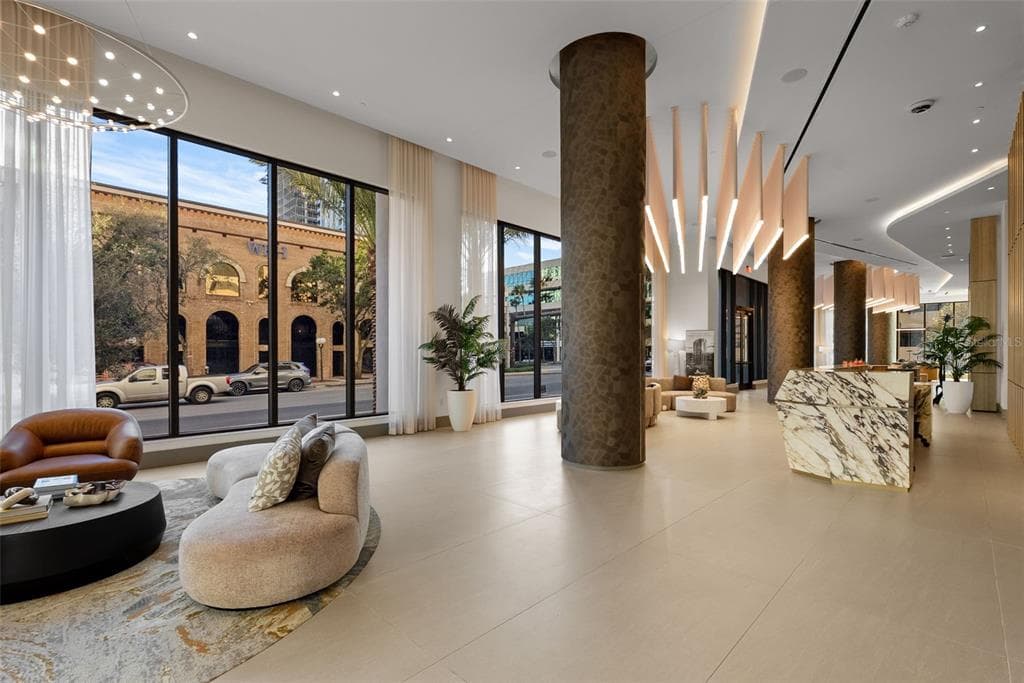 275 1ST AVENUE, Unit# 3206, ST PETERSBURG, FL, 33701 photo 2