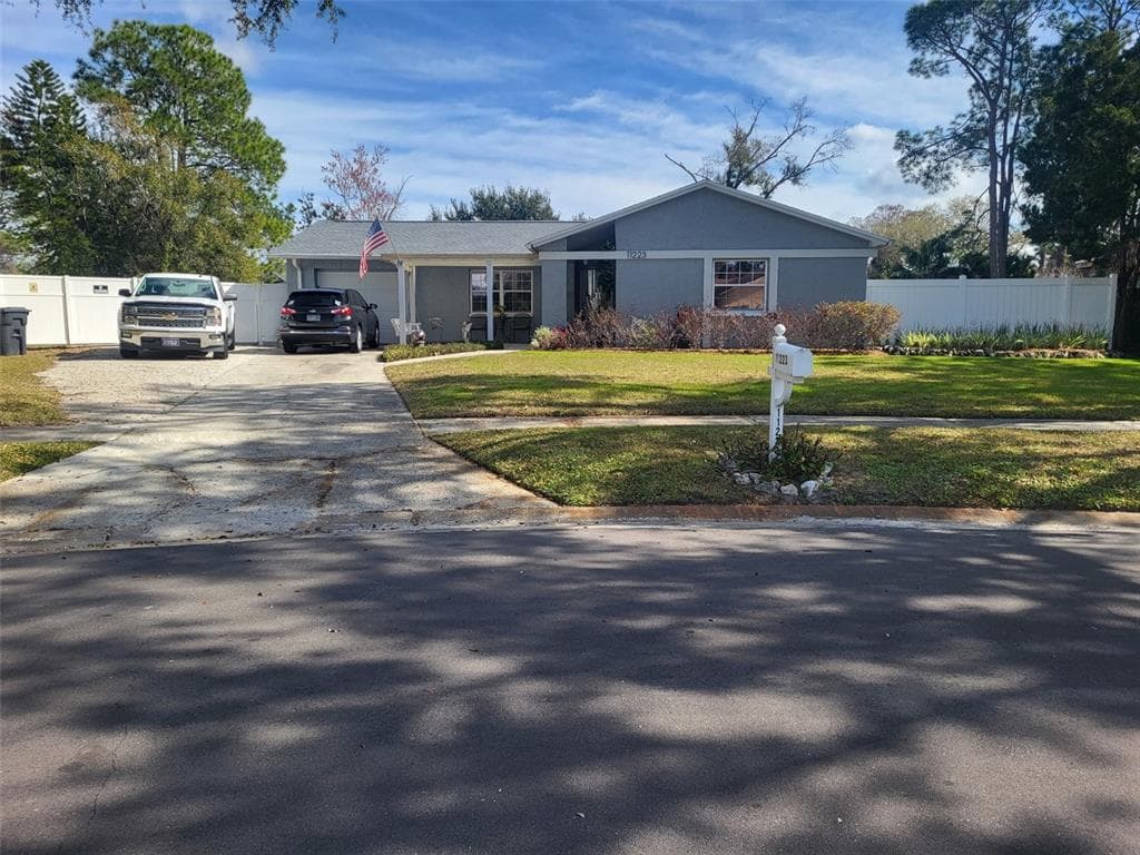 11223 WHEELING DRIVE, TAMPA, FL 33625