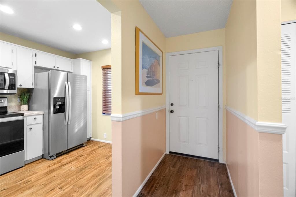 5265 BAY DRIVE Unit 713, CLEARWATER, FL 33764 photo 3