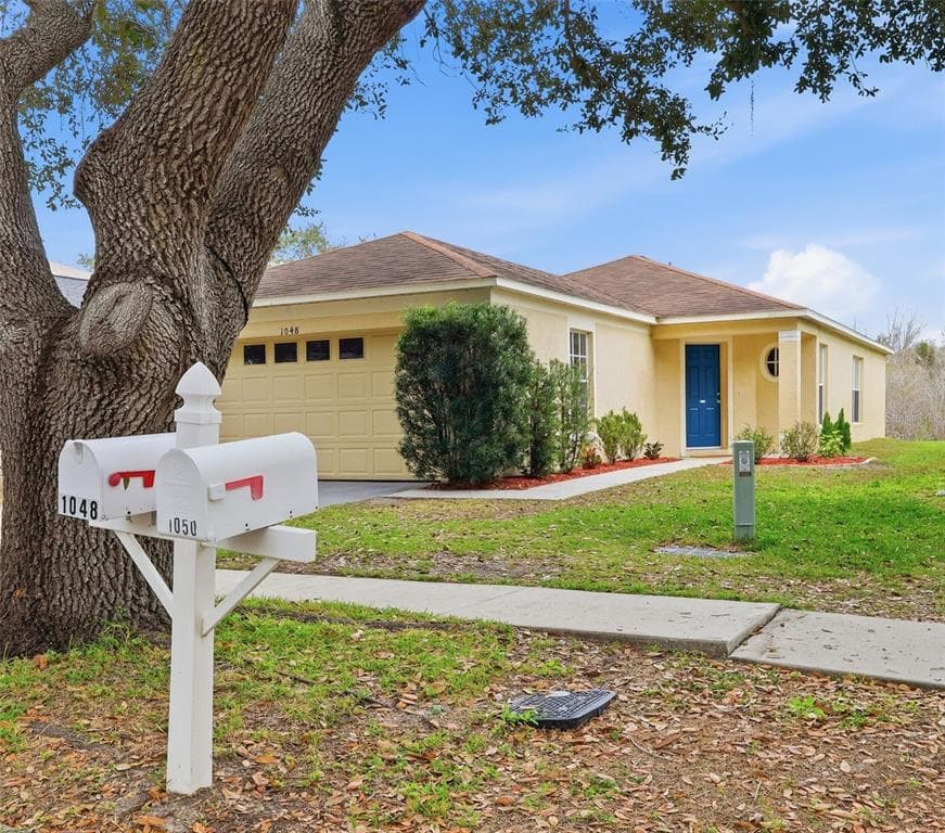 1048 LAKE SHORE RANCH DRIVE, SEFFNER, FL 33584