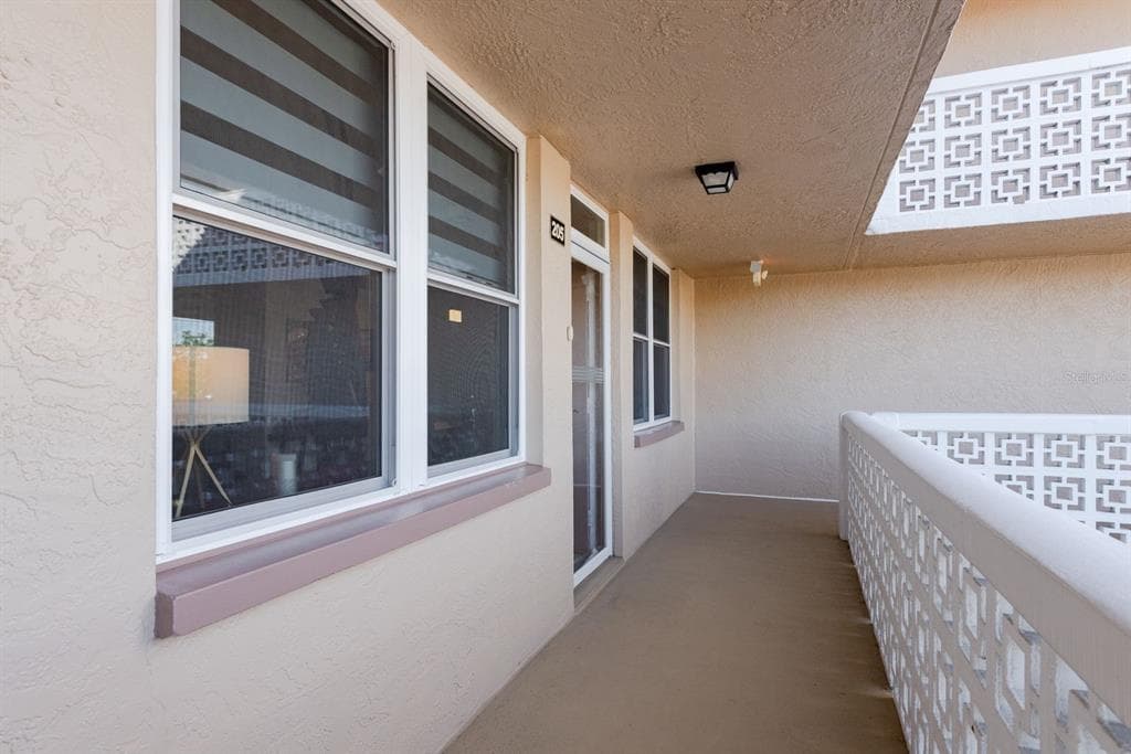 5095 BAY STREET Unit 205, Street PETERSBURG, FL 33703 photo 4