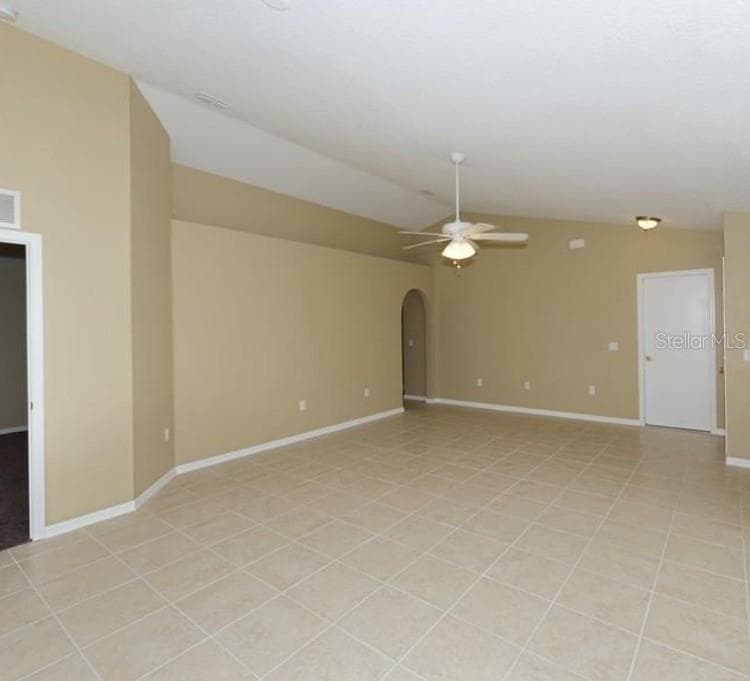 819 BRENTON LEAF DRIVE, RUSKIN, FL 33570 photo 4