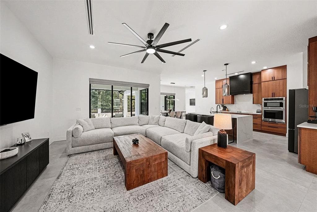 17296 RAINTREE ROAD, LUTZ, FL 33558 photo 3