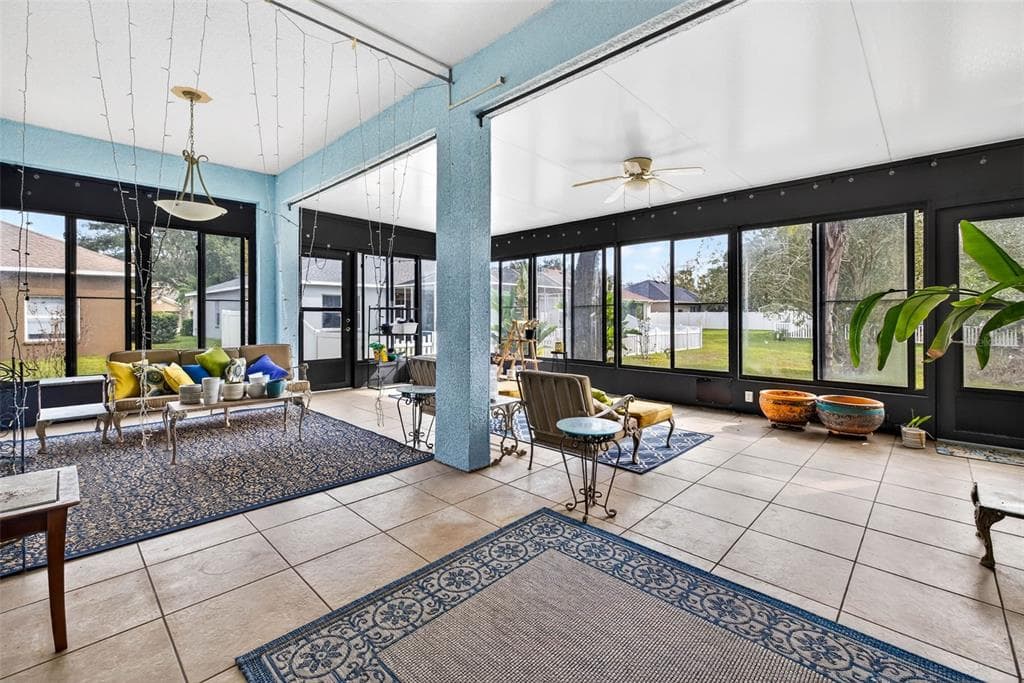 1923 RUTHERFORD Drive, DOVER, FL 33527 photo 2