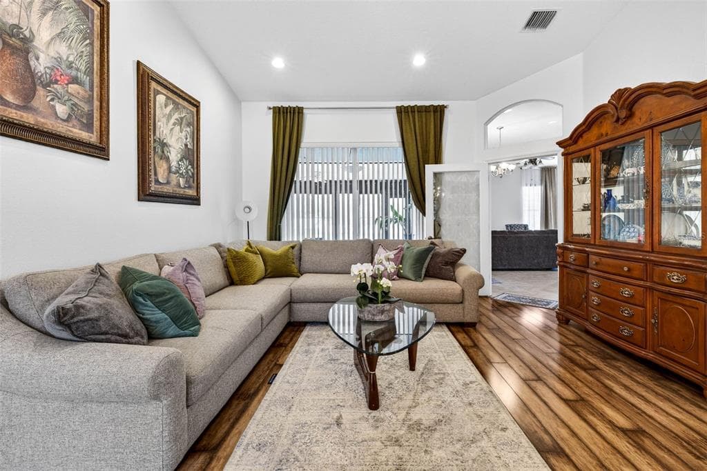 1923 RUTHERFORD Drive, DOVER, FL 33527 photo 5