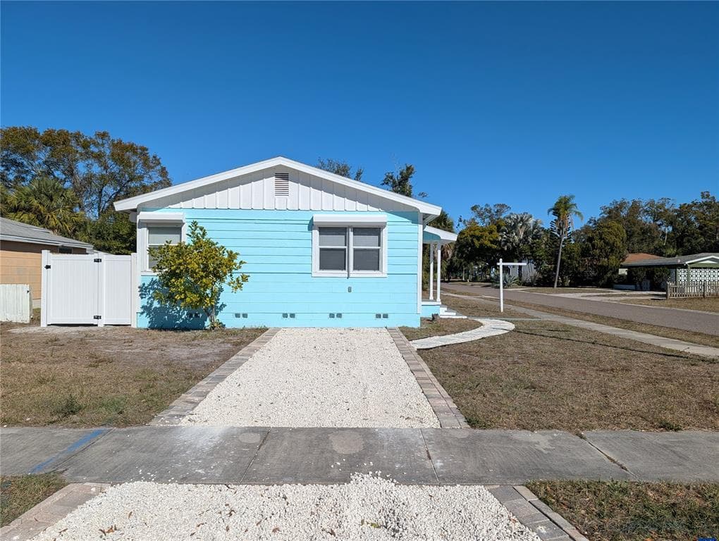 2411 45TH STREET, Street PETERSBURG, FL 33711 photo 4