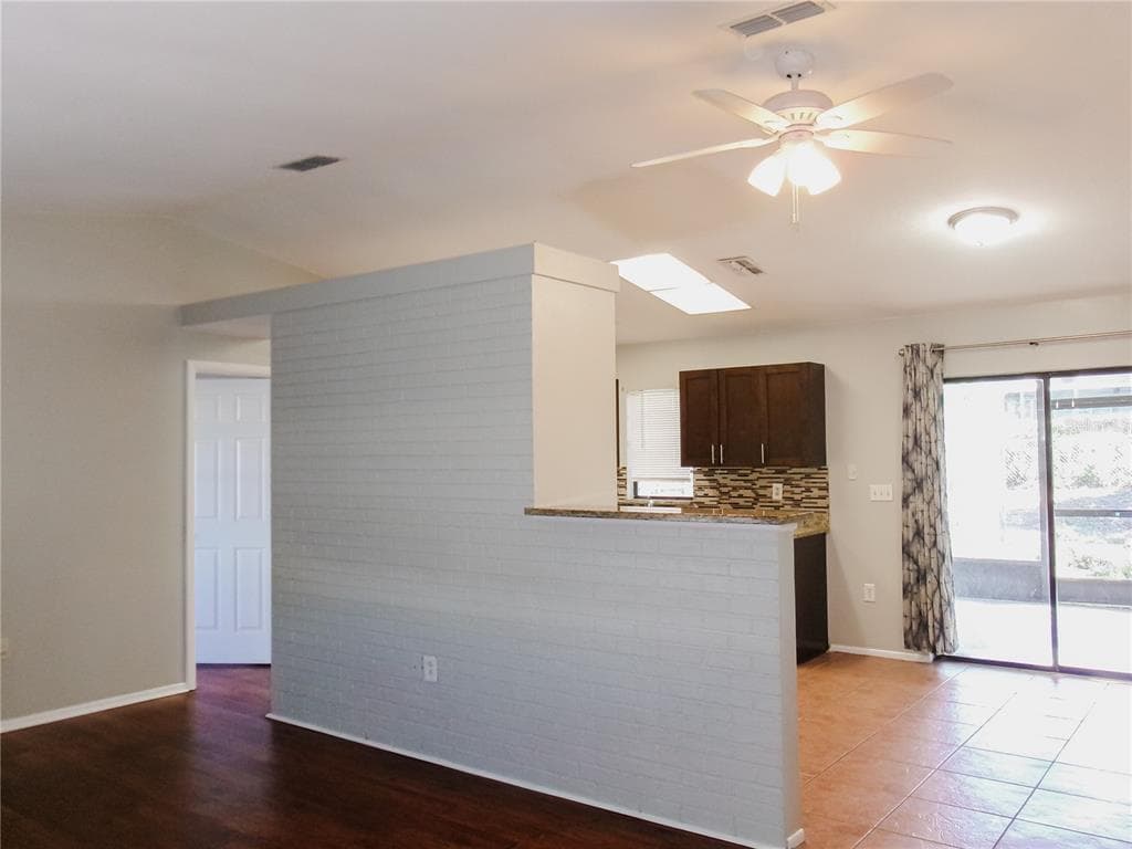 5364 DELTONA Boulevard, SPRING HILL, FL 34606 photo 5