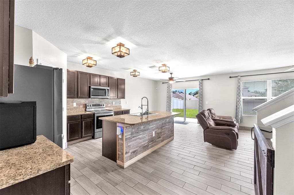 14135 ARBOR PINES Drive, RIVERVIEW, FL 33579 photo 5