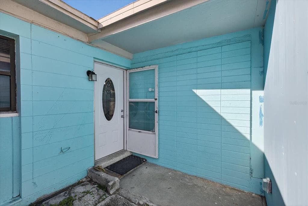 7618 LAVENDER LANE, TAMPA, FL 33619 photo 5