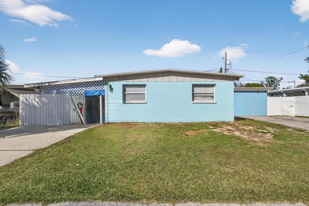 7618 LAVENDER LANE, TAMPA, FL 33619 photo 4