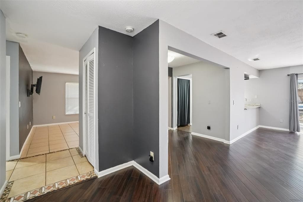 618 ROLLINGWOOD LANE, VALRICO, FL, 33594 photo 3