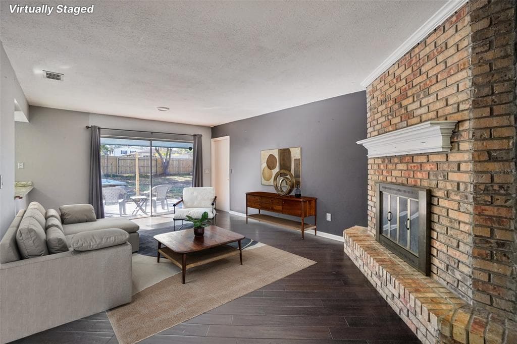 618 ROLLINGWOOD LANE, VALRICO, FL, 33594 photo 4