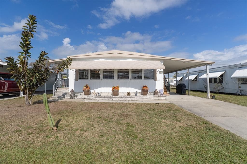 4053 LANGE ROAD, HOLIDAY, FL 34691
