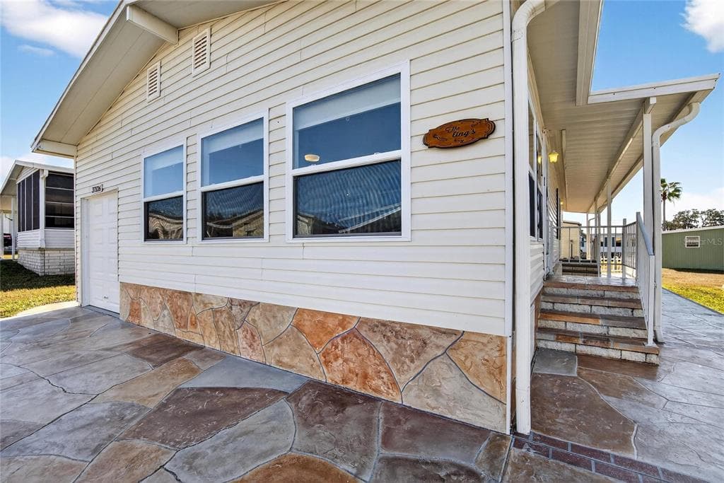 37526 RIO LANE, ZEPHYRHILLS, FL 33541 photo 4