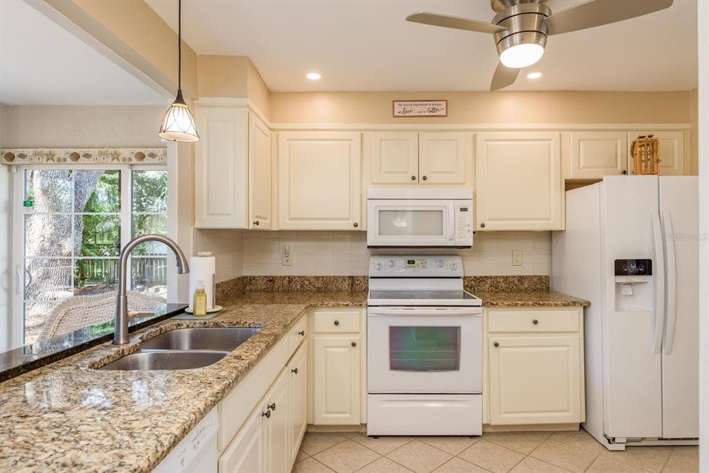 2478 BAY BERRY DRIVE, CLEARWATER, FL 33763 photo 4