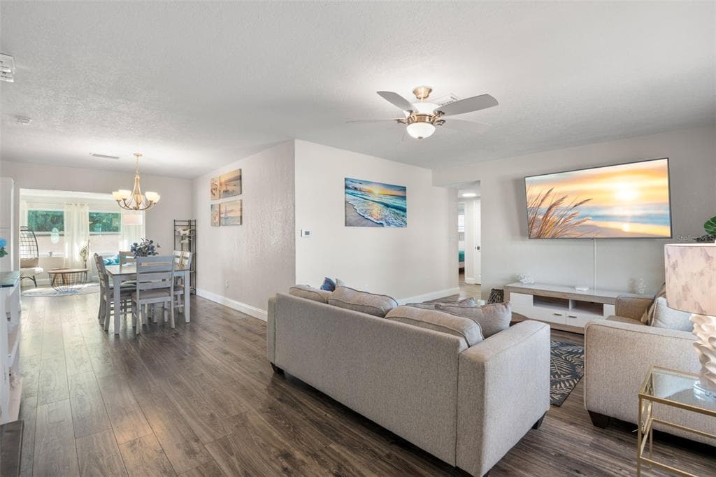 1339 BUCKINGHAM DRIVE, CLEARWATER, FL 33756 photo 4