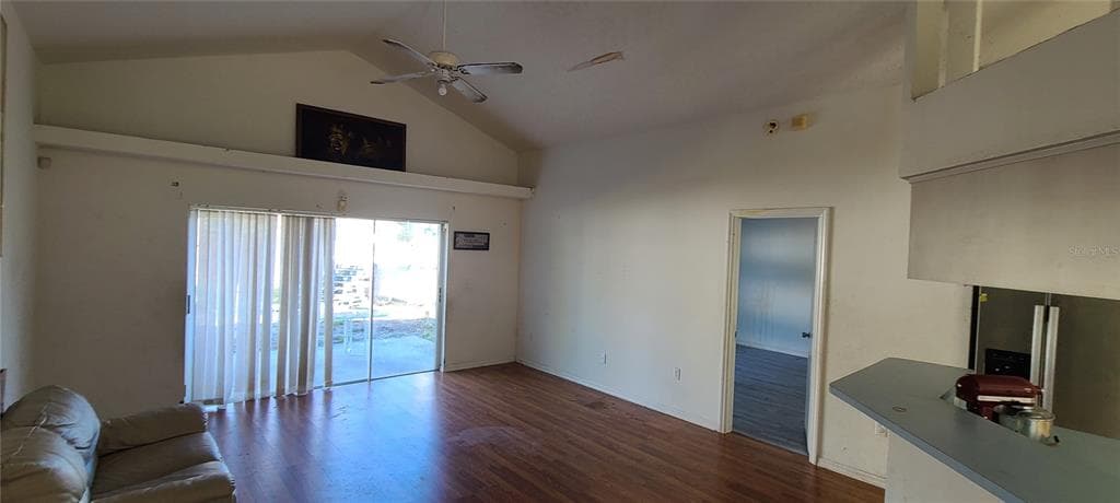 1535 PROSPECT AVENUE, CLEARWATER, FL 33756 photo 2