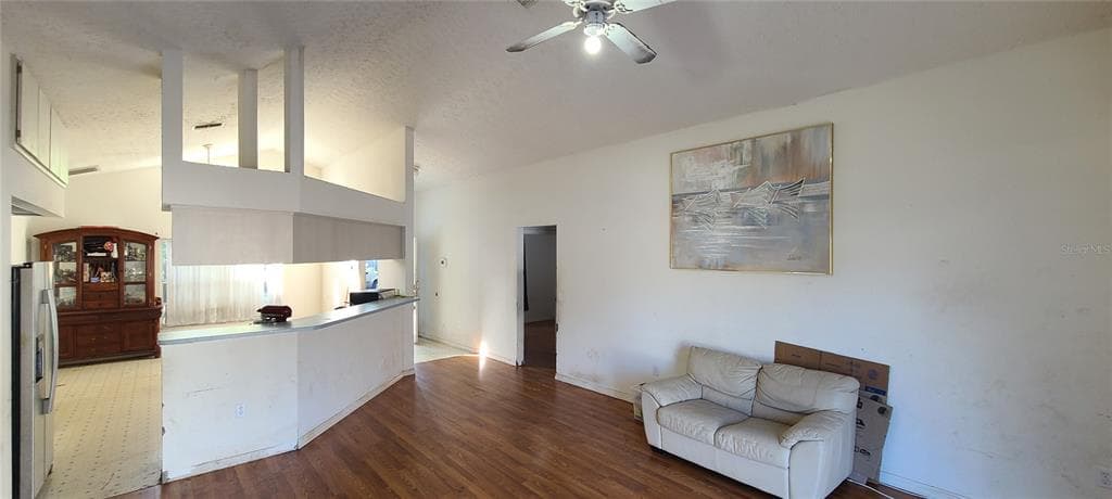 1535 PROSPECT AVENUE, CLEARWATER, FL 33756 photo 3