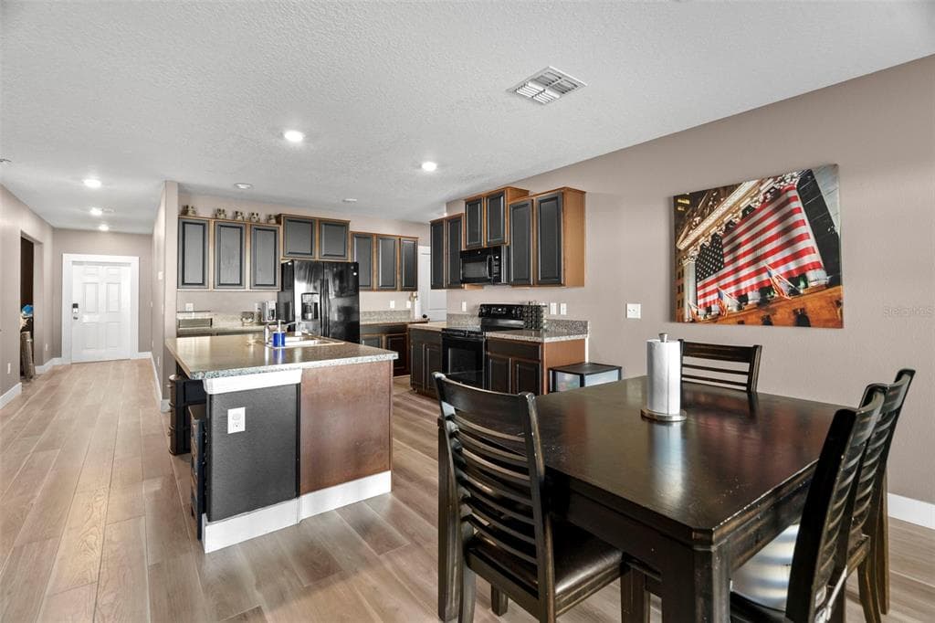 6601 RAINBOW SPRINGS Lane, NEW PORT RICHEY, FL 34653 photo 2