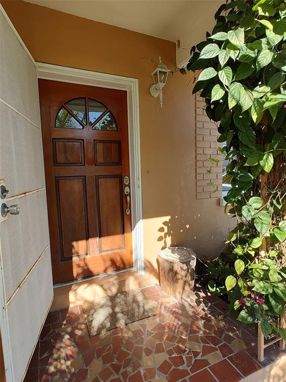 1332 BUCKINGHAM Drive, CLEARWATER, FL 33756 photo 4