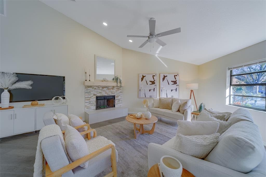 10381 98TH STREET, LARGO, FL 33773 photo 5