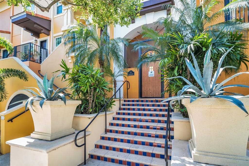 100 4TH AVENUE Unit 213, Street PETERSBURG, FL 33701 photo 2