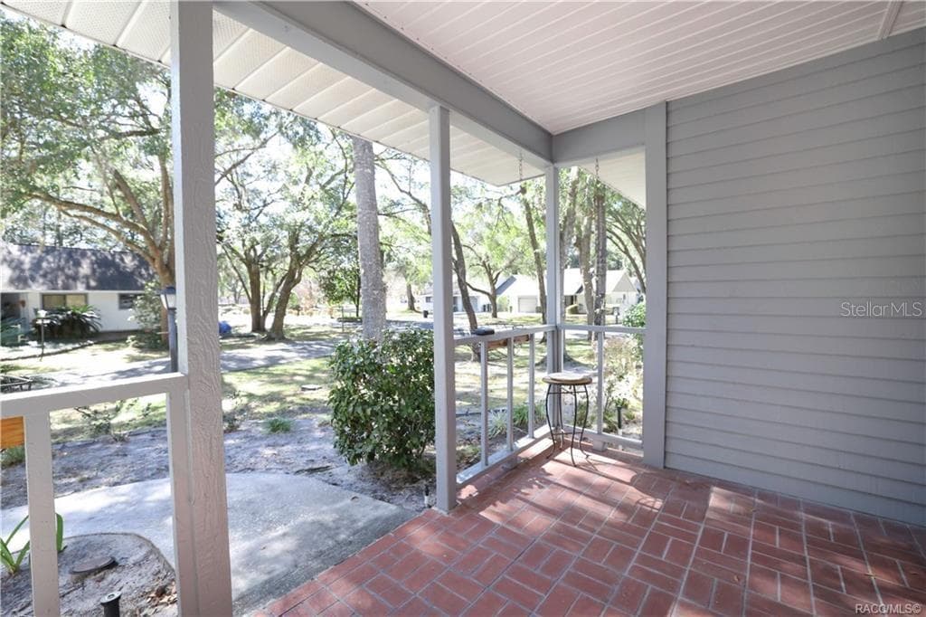 579 CHERRY LAUREL COURT, BEVERLY HILLS, FL 34465 photo 2