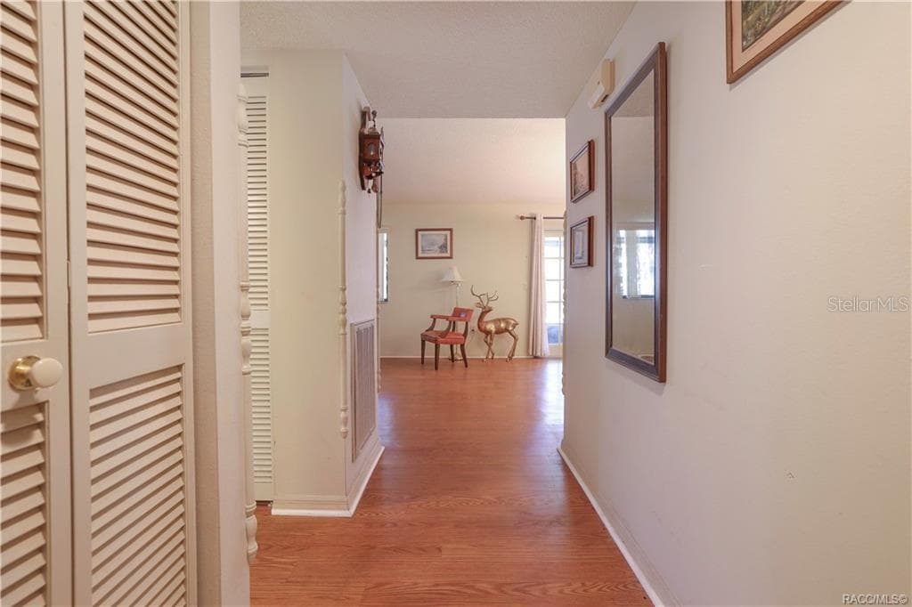 579 CHERRY LAUREL COURT, BEVERLY HILLS, FL 34465 photo 4