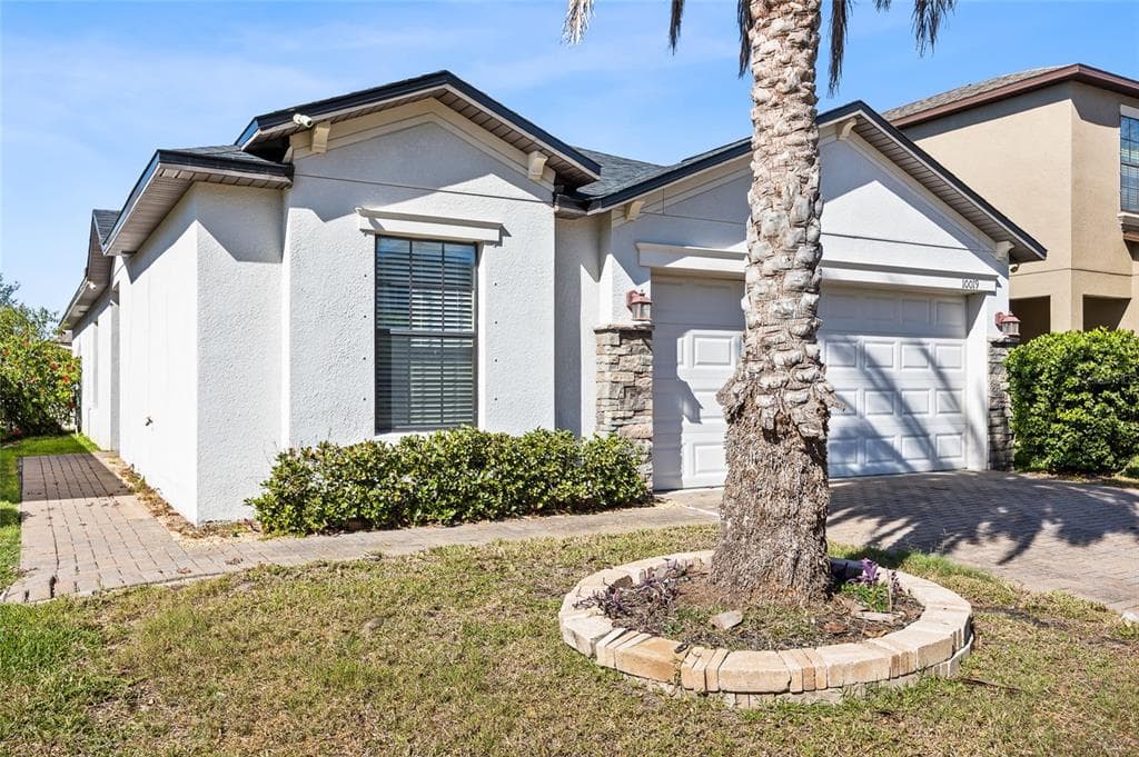 10019 NEWMINSTER Loop, RUSKIN, FL 33573 photo 4