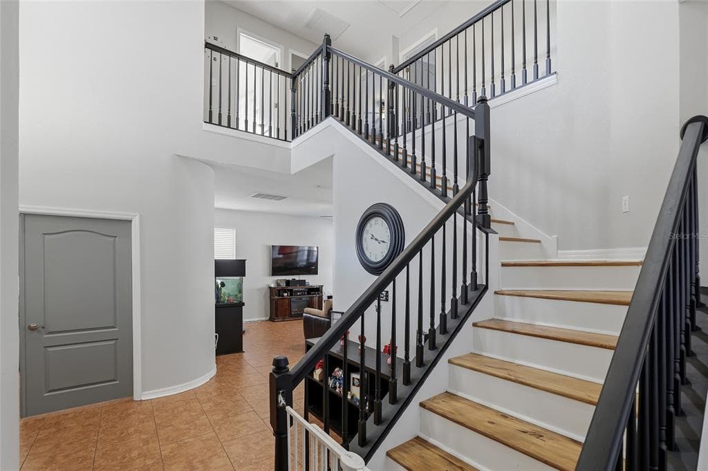 10130 COLDWATER LOOP, LAND O LAKES, FL 34638 photo 2